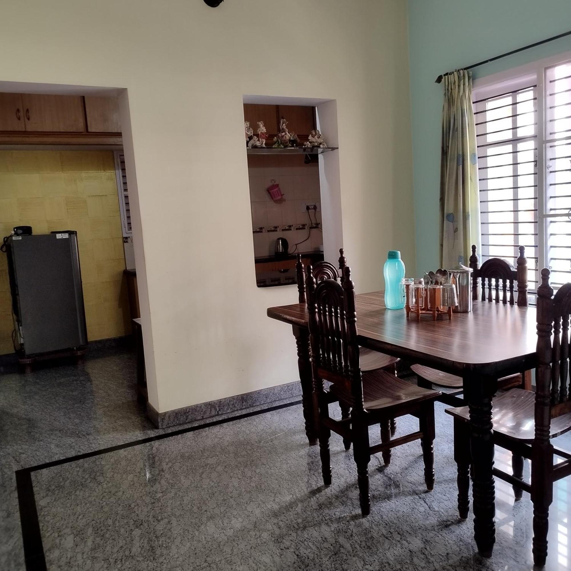 Mahadimane - Spacious House With 3 Bed Rooms Mysore Luaran gambar