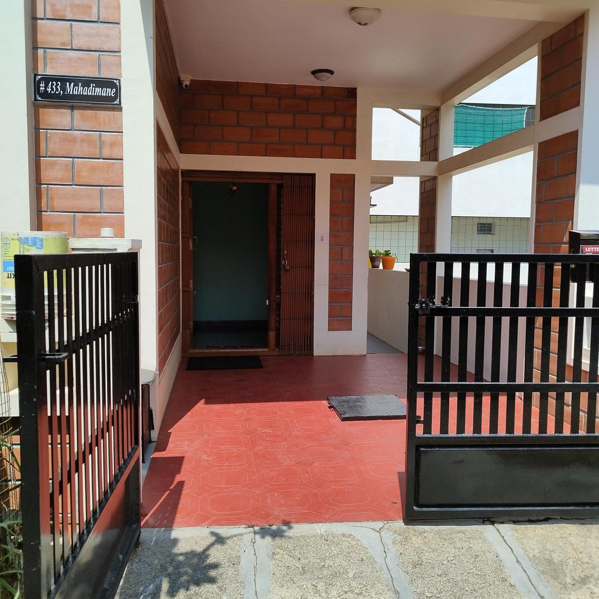 Mahadimane - Spacious House With 3 Bed Rooms Mysore Luaran gambar