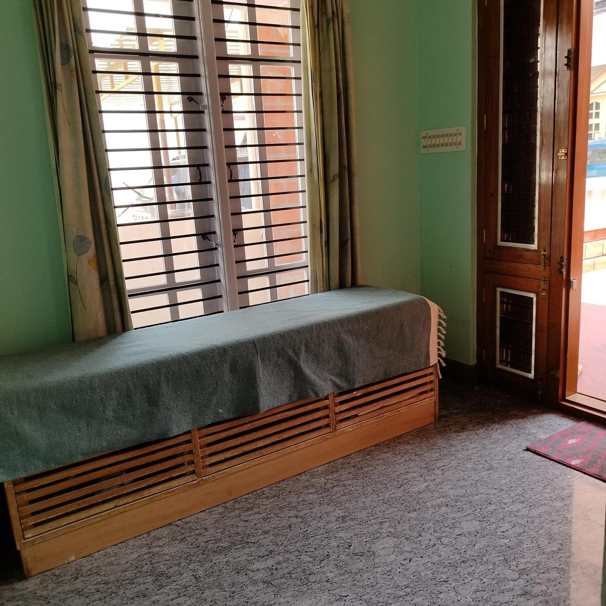 Mahadimane - Spacious House With 3 Bed Rooms Mysore Luaran gambar